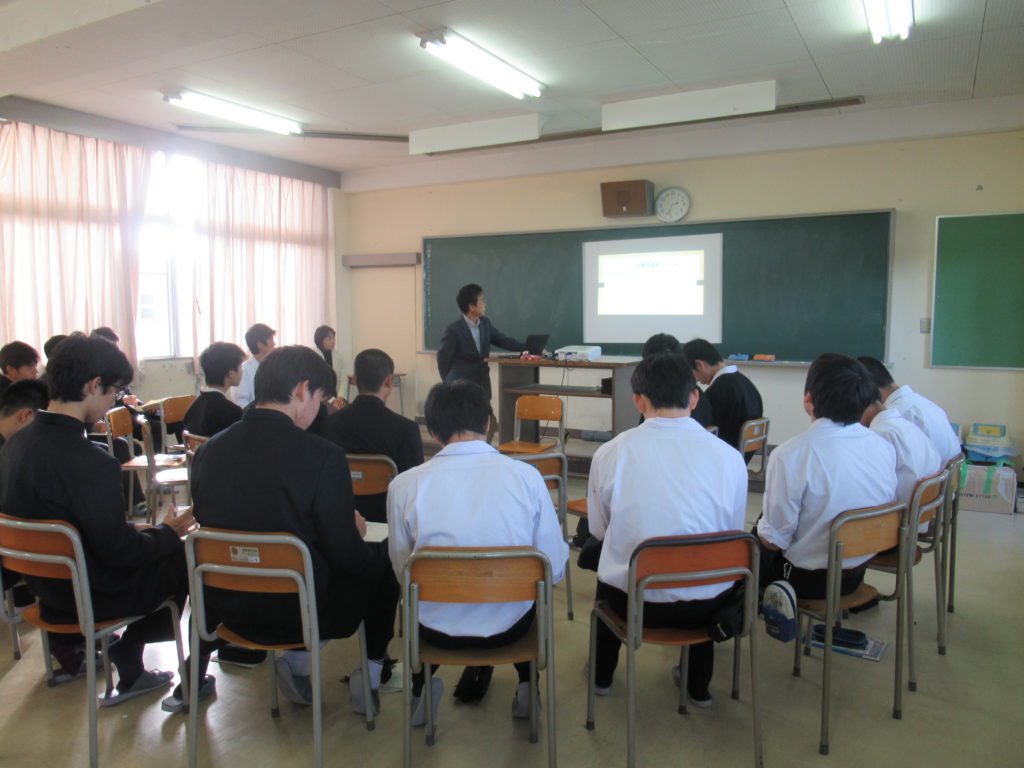 母校の常滑高校で建築設計についての講話をしました